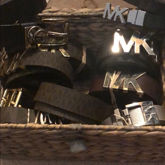 Belts - Picture 2 of 5